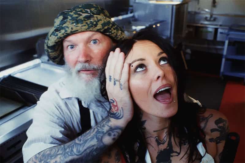 Fred Durst dan Lauren Sanderson Rilis Remix 'COME SAY SUM' yang lahir dari DM Instagram