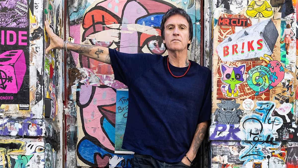 Johnny Marr umumkan The Age Of Everything lewat Spin