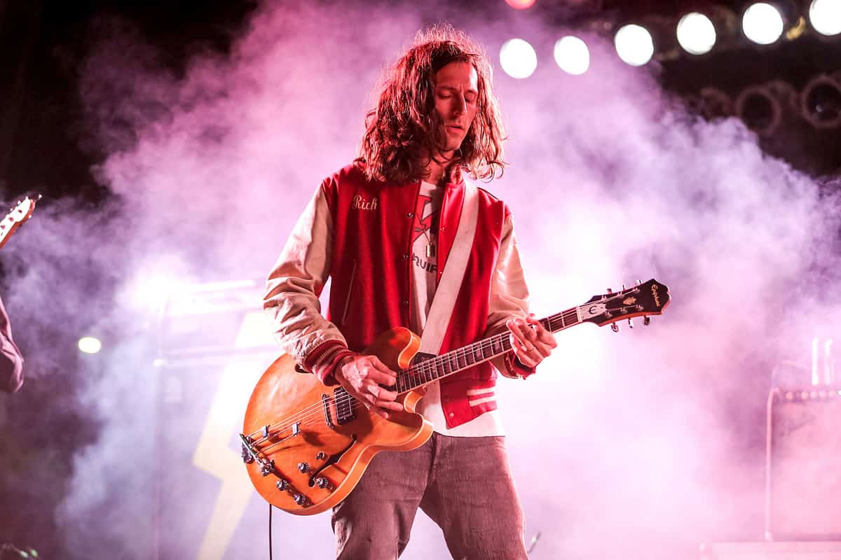 Nick Valensi Hiatus dari The Strokes, Tanpa Alasan yang Jelas.