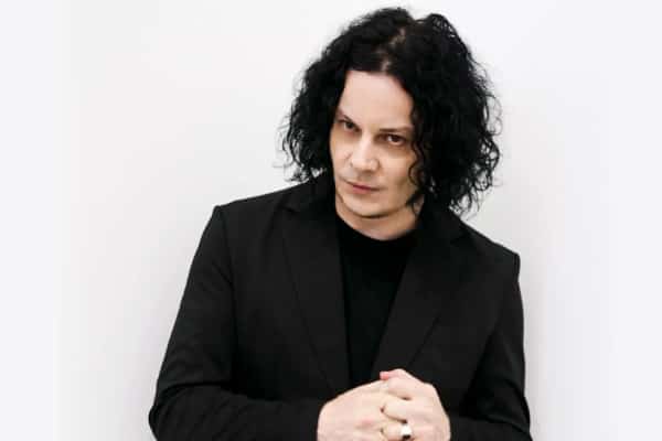 Tanpa Banyak Pengumuman, Jack White Siapkan Album Barunya “Frozen Charlotte”.