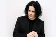 Tanpa Banyak Pengumuman, Jack White Siapkan Album Barunya “Frozen Charlotte”.